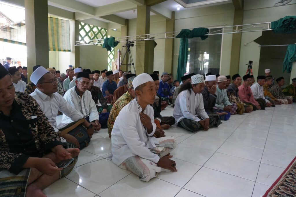 Khataman Alquran dan Tahlil Warnai Haul Mbah K.H. Qomaruddin ke-256